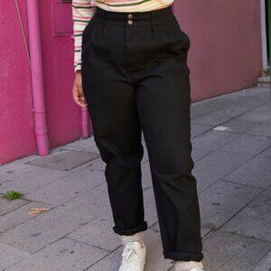 Lucy & Yak Addison High-Waisted Tapered Leg Black Jean Trousers NWT